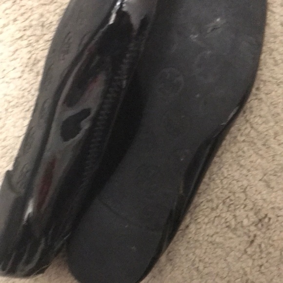 Black Tory Burch patent leather flats - Picture 3 of 6